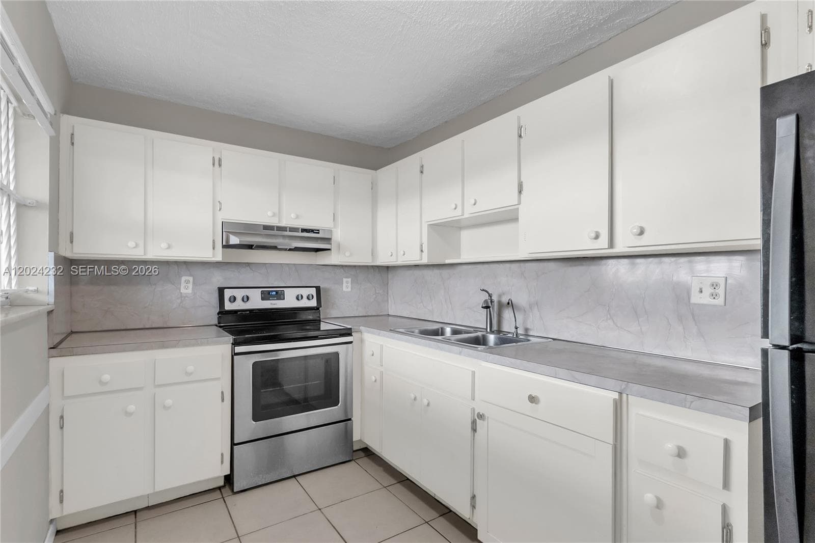 9280 Fontainebleau Blvd # 505, Miami FL 33172 — 12