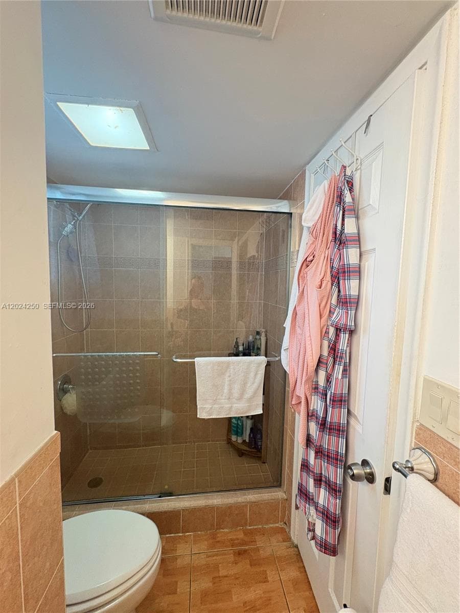 3551 NE 169th St # 104, North Miami Beach FL 33160 — 22