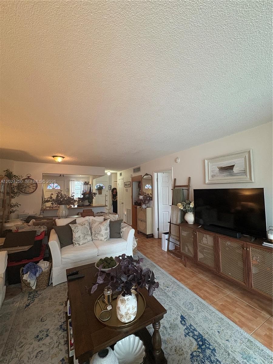 3551 NE 169th St # 104, North Miami Beach FL 33160 — 10