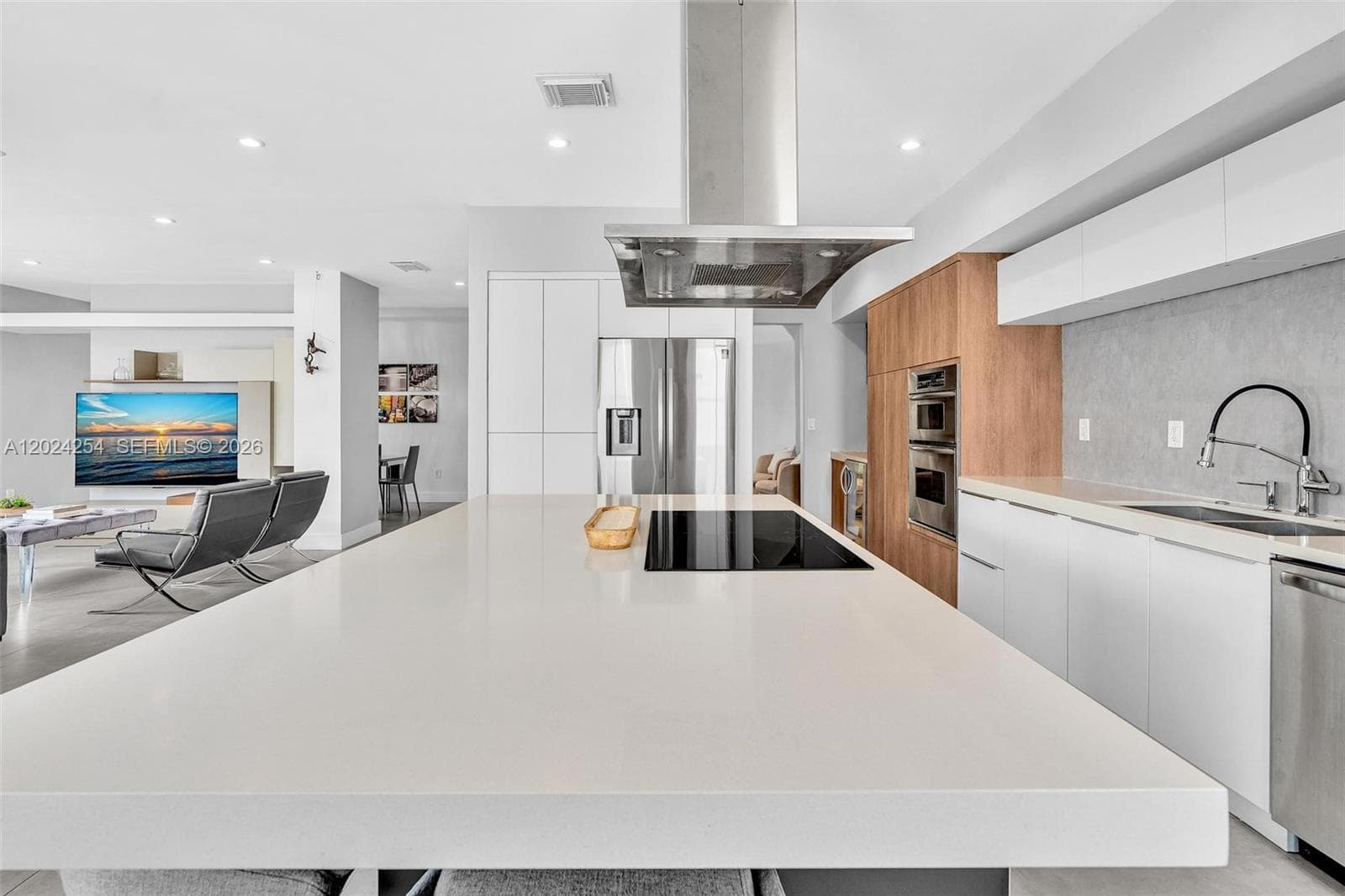 11247 NW 47th Ln, Doral FL 33178 — 33