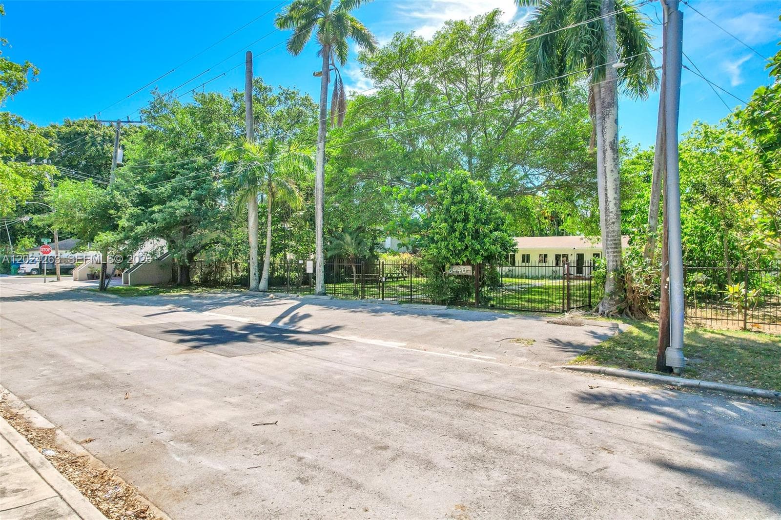 8440 NE 1st Ave # 5, Miami FL 33138 — 18