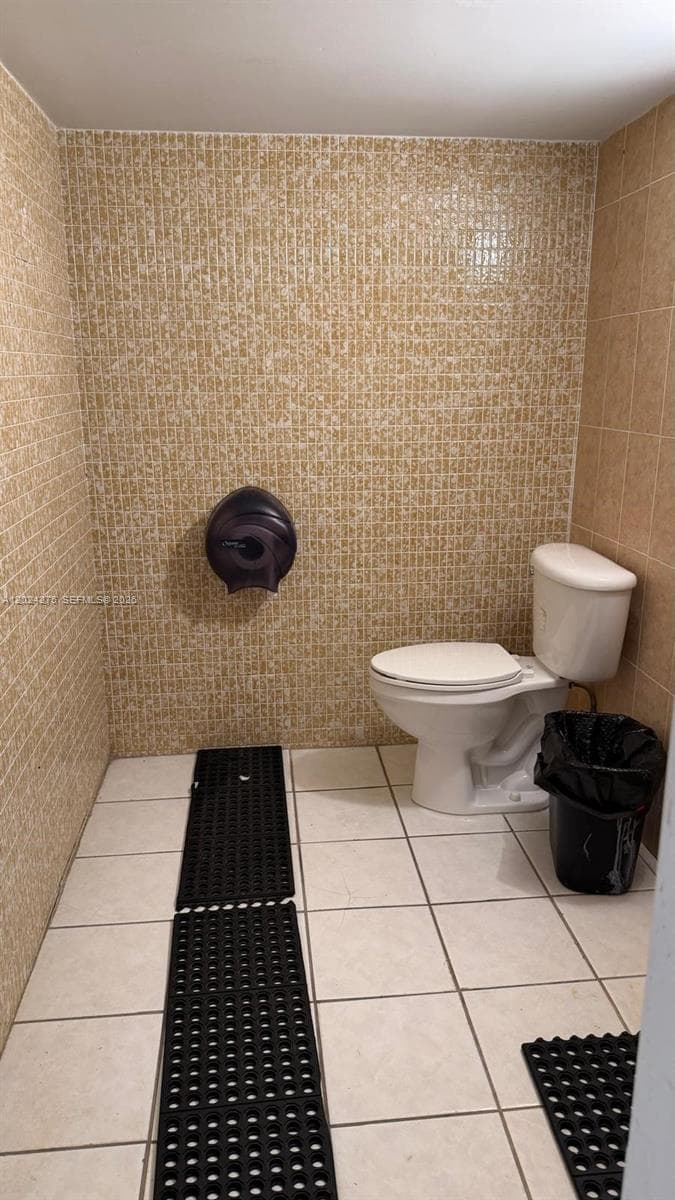 5731 NW 37th St # 322, Virginia Gardens FL 33166 — 38