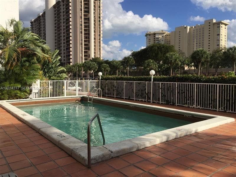 1650 NE 115th St # 609, Miami FL 33181 — 13