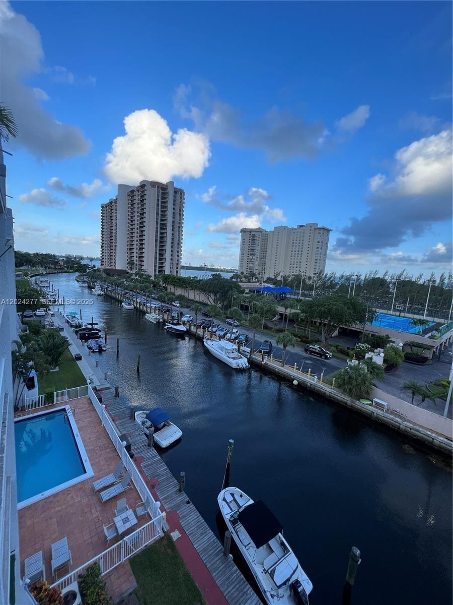 1650 NE 115th St # 609, Miami FL 33181 — 18
