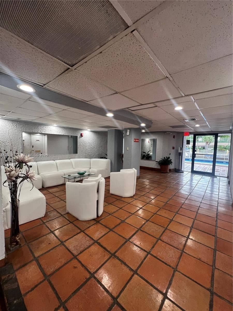 1650 NE 115th St # 609, Miami FL 33181 — 15