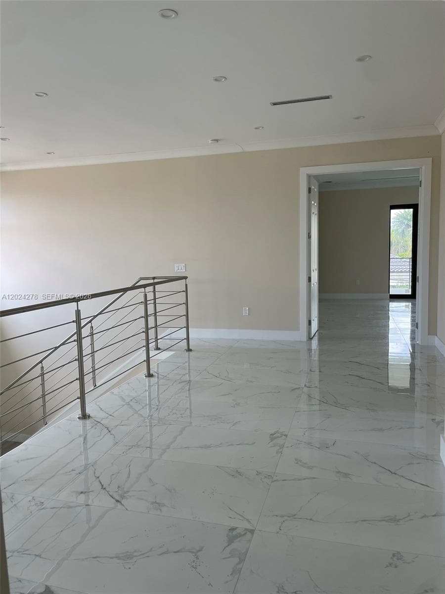 14442 SW 14th St, Miami FL 33184 — 32