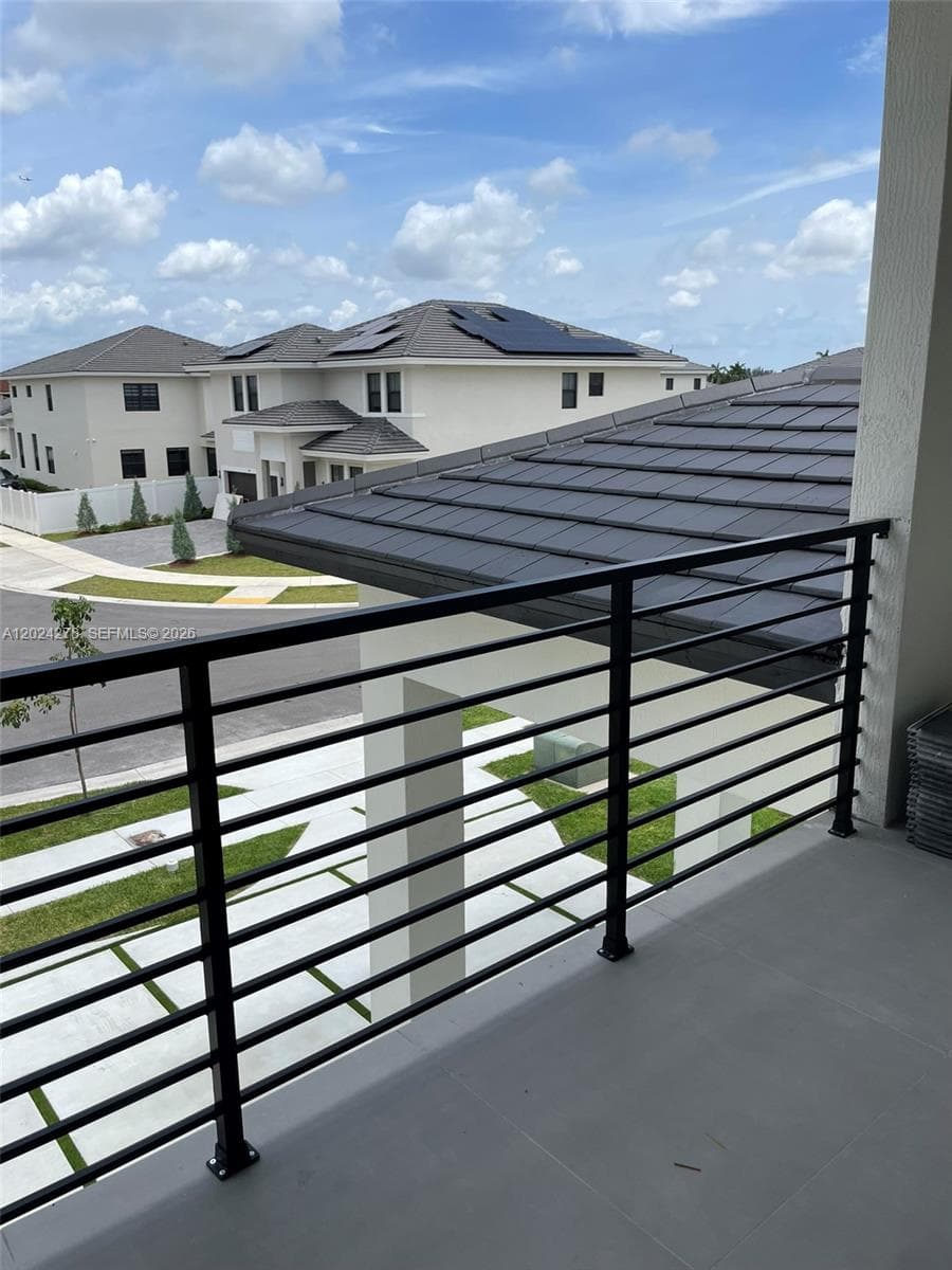 14442 SW 14th St, Miami FL 33184 — 38