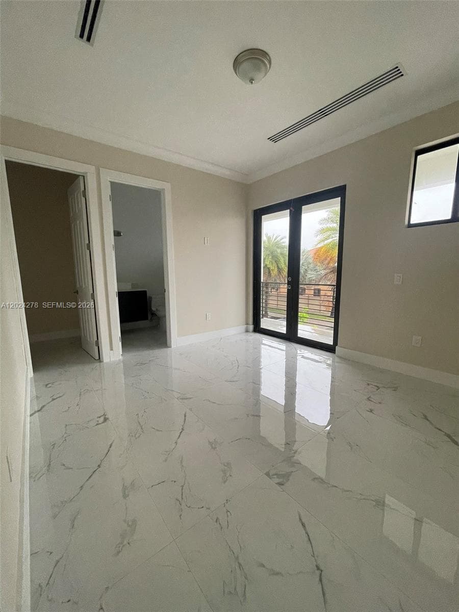 14442 SW 14th St, Miami FL 33184 — 55