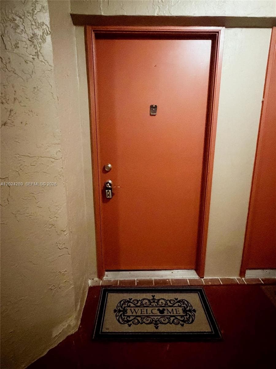 10233 NW 9th St Cir # 1, Miami FL 33172 — 27
