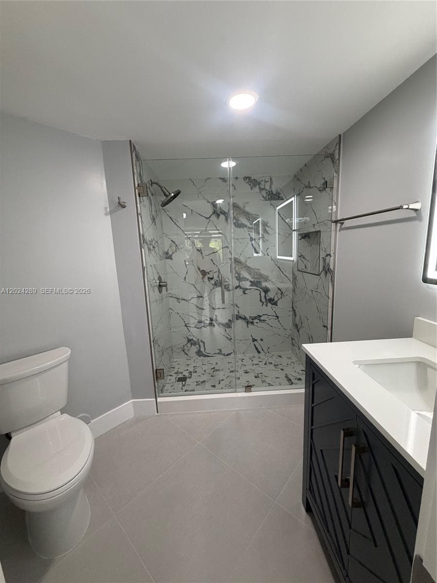 10233 NW 9th St Cir # 1, Miami FL 33172 — 18