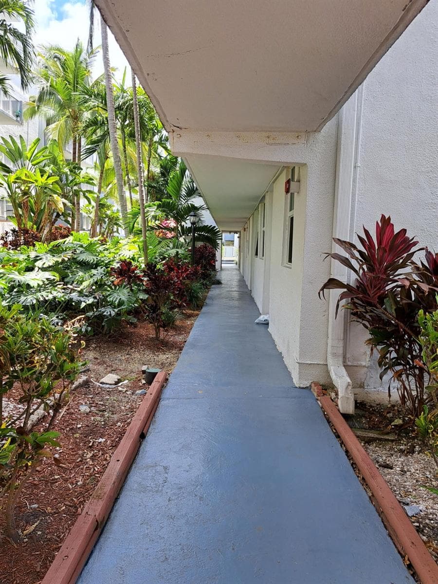 1801 S Treasure Drive, North Bay Village FL 33141 — 2