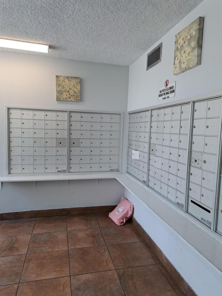 1801 S Treasure Drive, North Bay Village FL 33141 — 16
