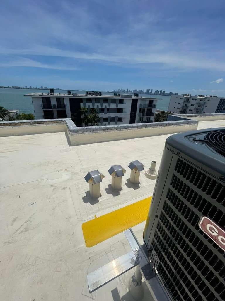 1801 S Treasure Drive, North Bay Village FL 33141 — 15
