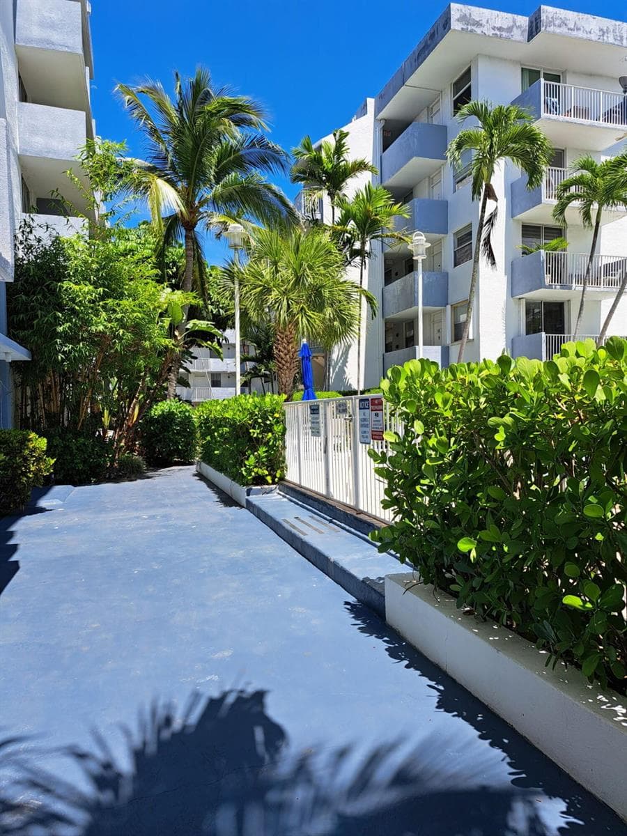 1801 S Treasure Drive, North Bay Village FL 33141 — 4