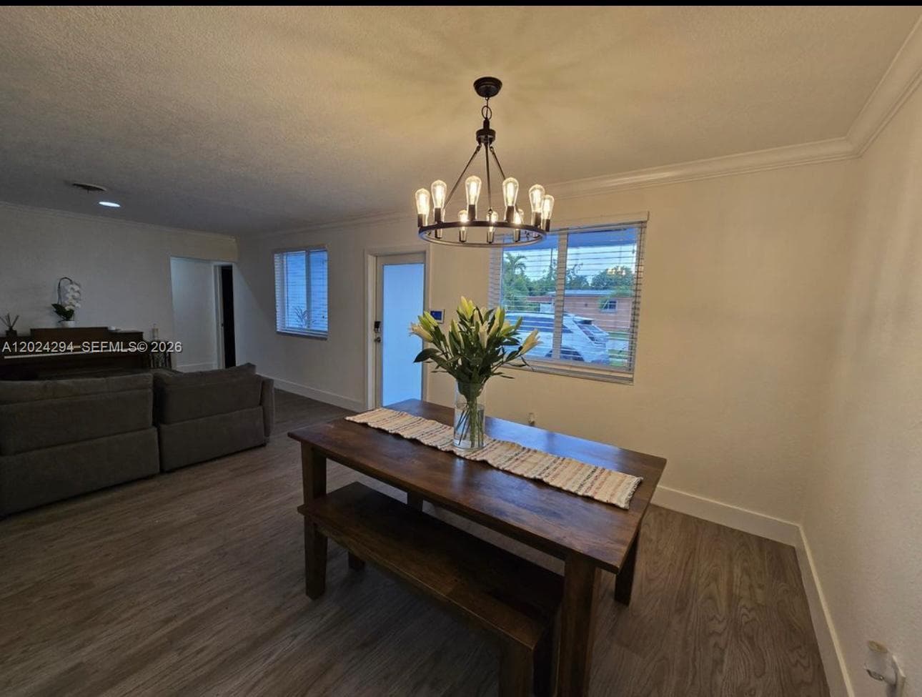 9591 SW 52nd Ter, Miami FL 33165 — 7