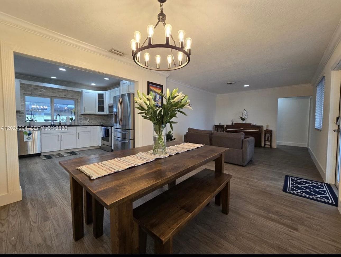 9591 SW 52nd Ter, Miami FL 33165 — 8