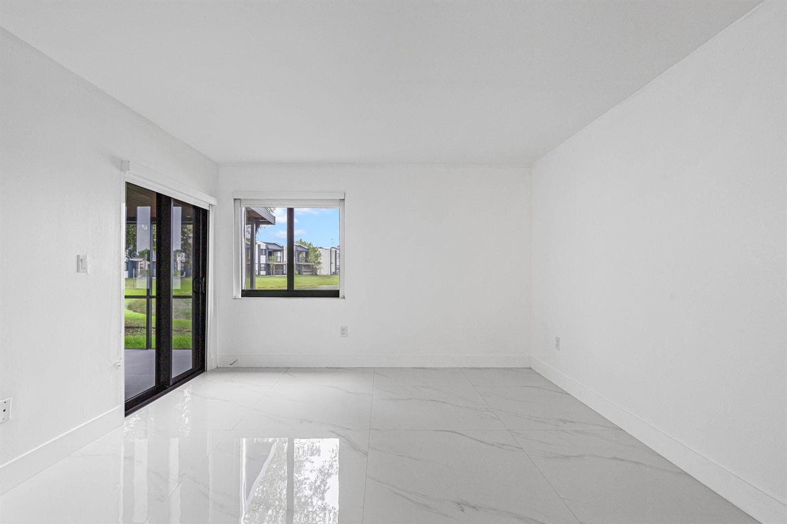 510 W Park Drive # 3, Miami FL 33172 — 7