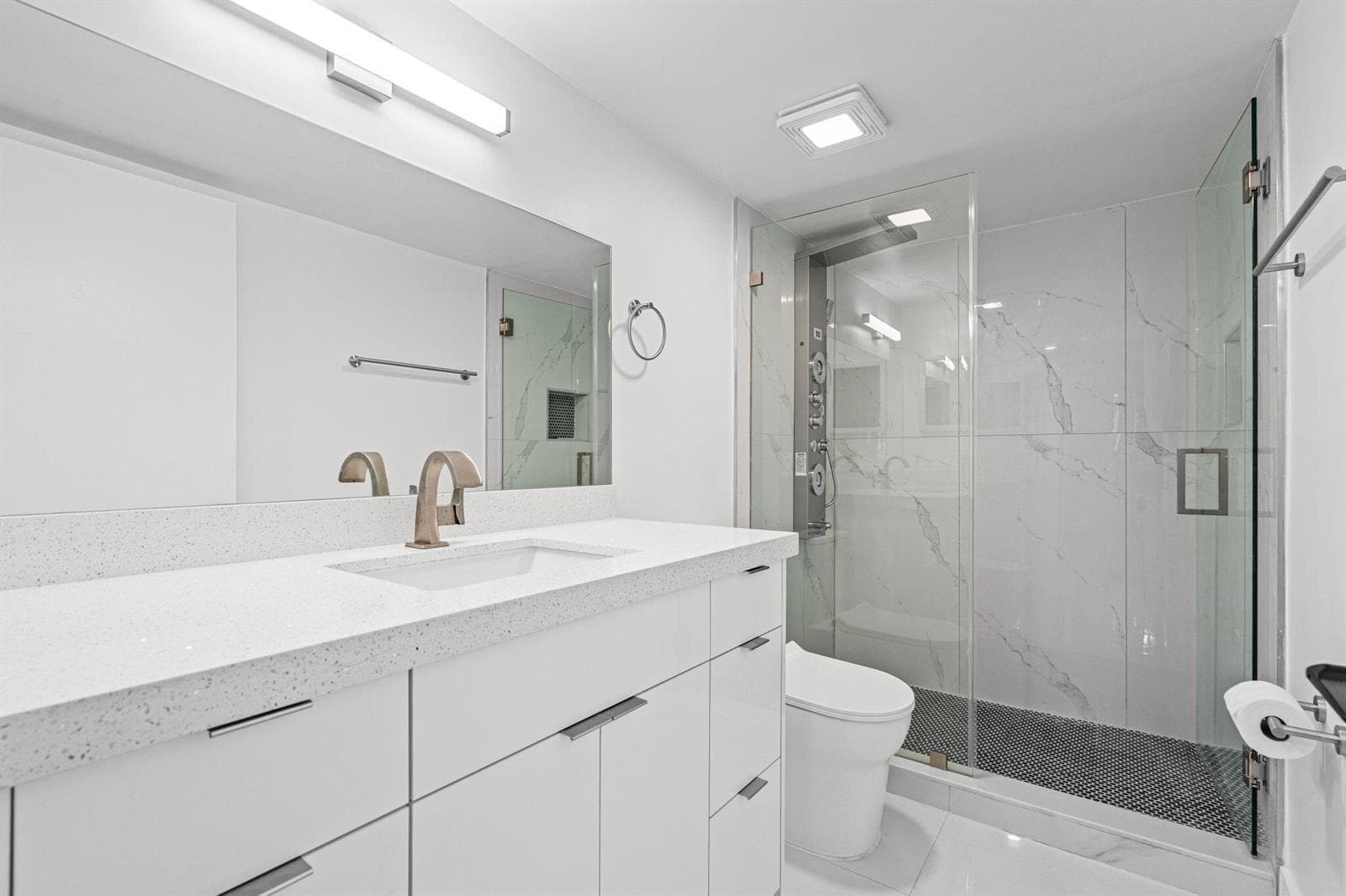 510 W Park Drive # 3, Miami FL 33172 — 3