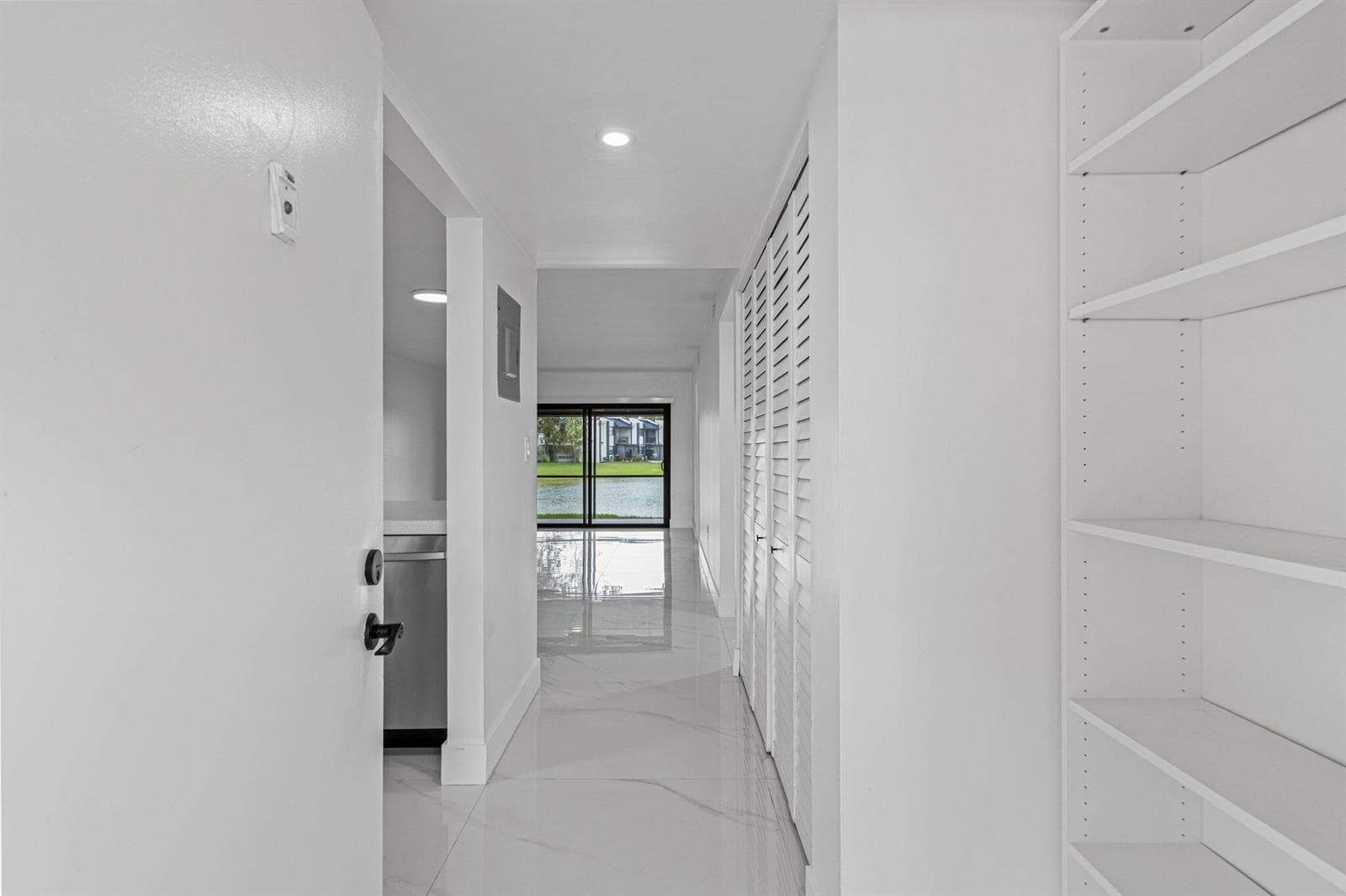 510 W Park Drive # 3, Miami FL 33172 — 24