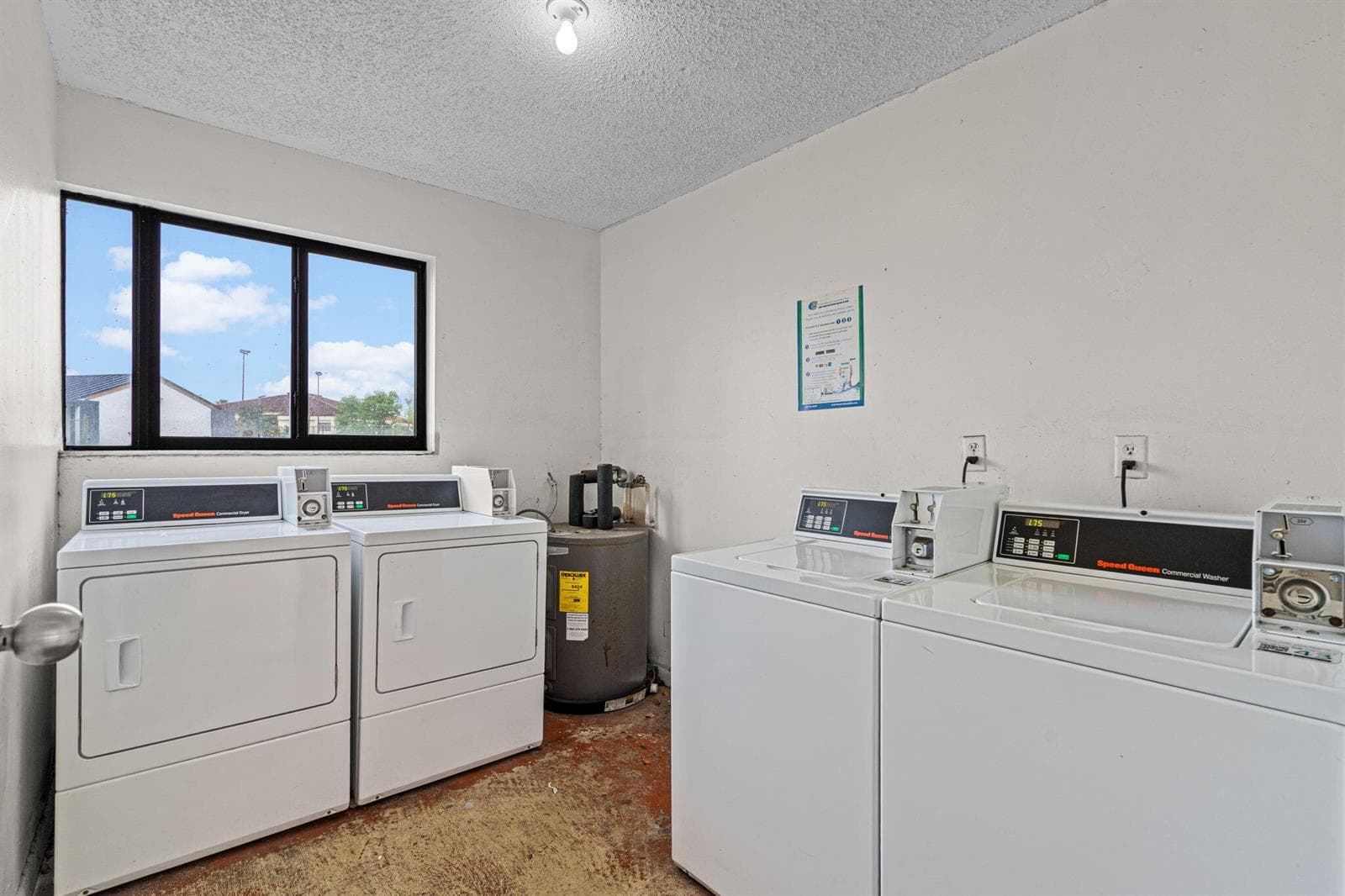 510 W Park Drive # 3, Miami FL 33172 — 37