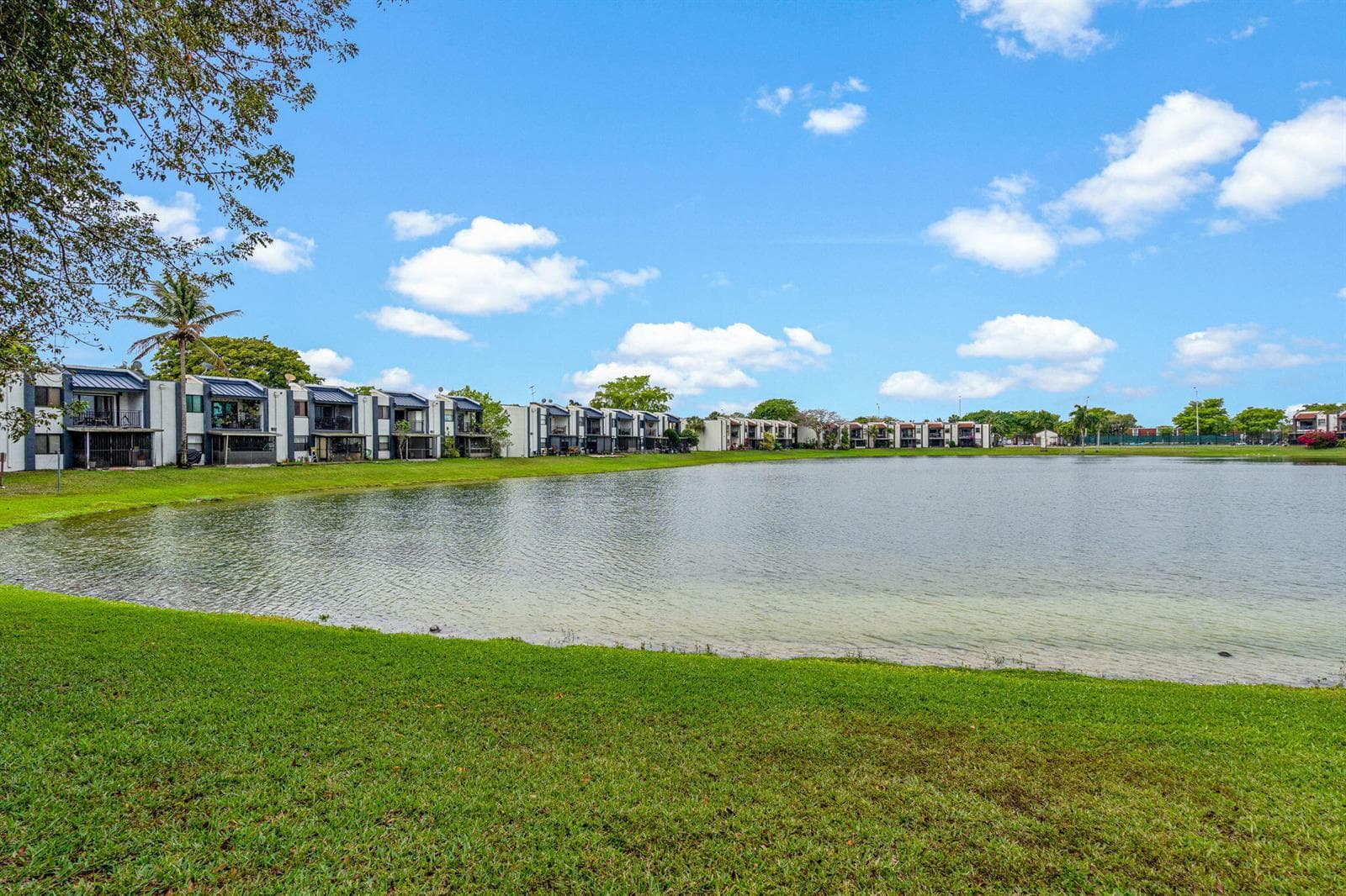 510 W Park Drive # 3, Miami FL 33172 — 29