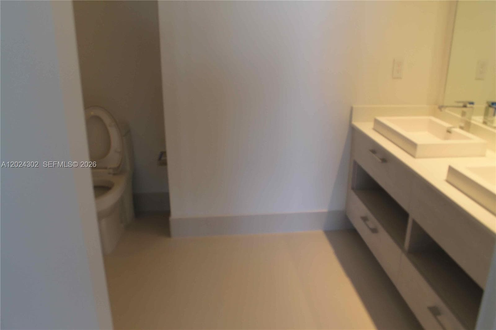 45 SW 9th St # 2109, Miami FL 33130 — 13