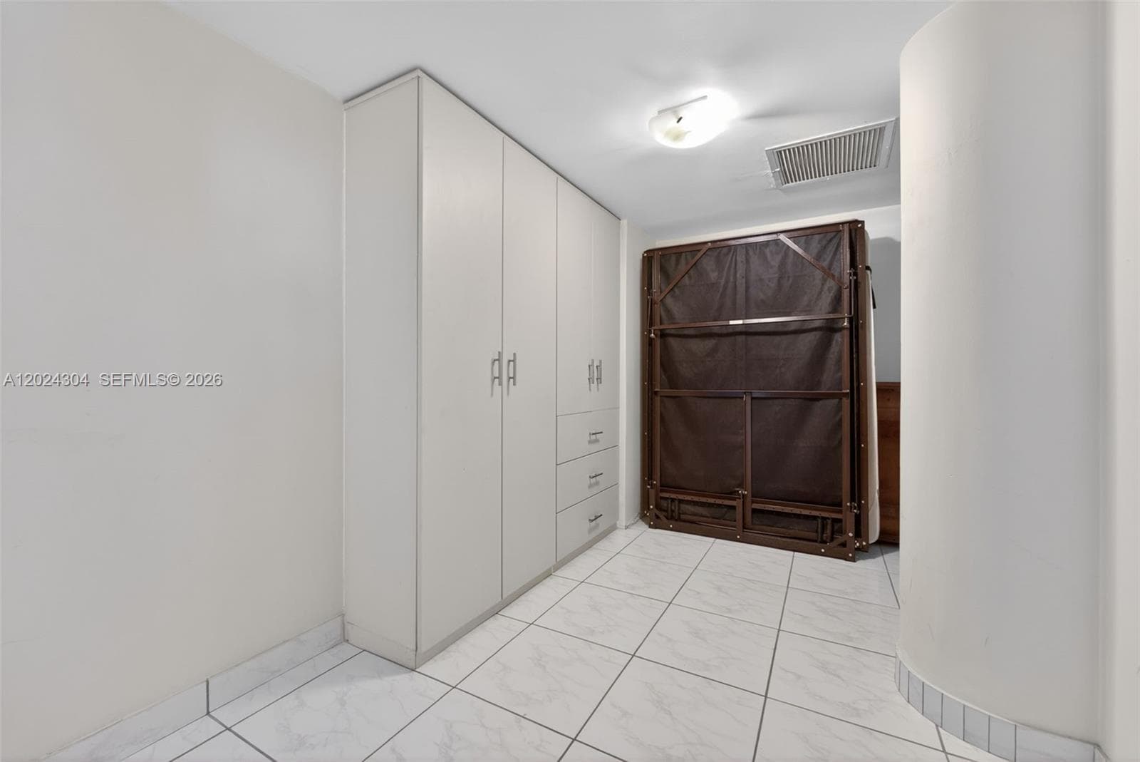 900 Bay Dr # 606, Miami Beach FL 33141 — 11