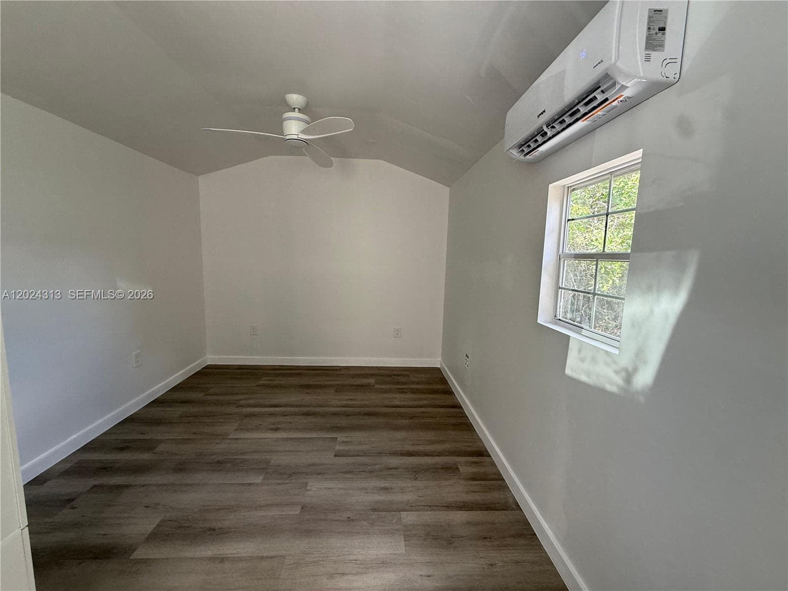 3101 NW 6th St # 0, Miami FL 33125 — 3
