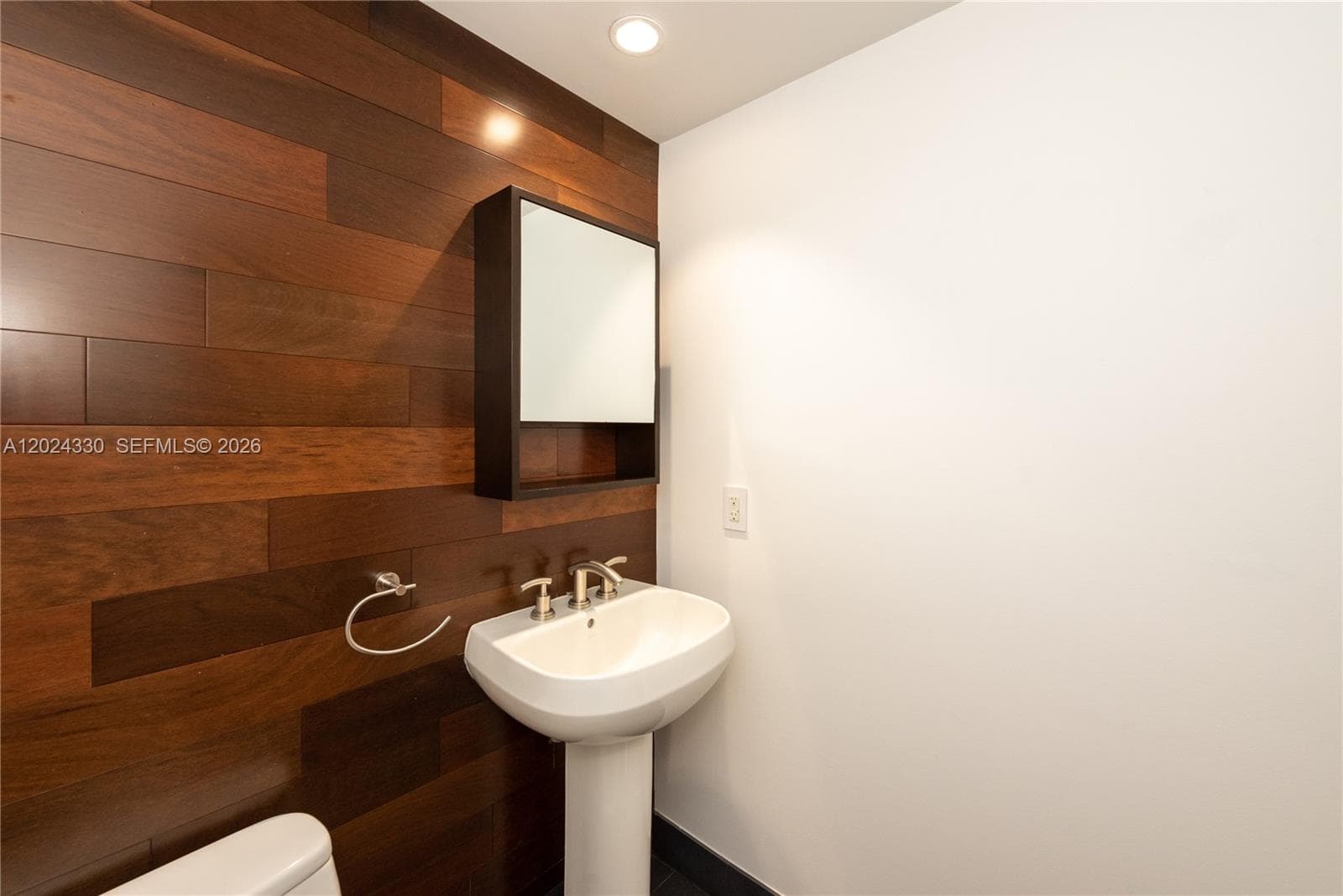 901 Brickell Key Blvd # 2006, Miami FL 33131 — 31