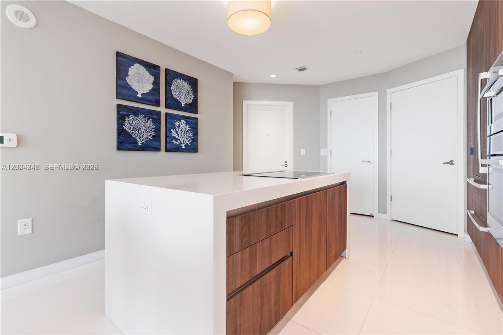 851 NE 1st Ave # 3006, Miami FL 33132 — 7