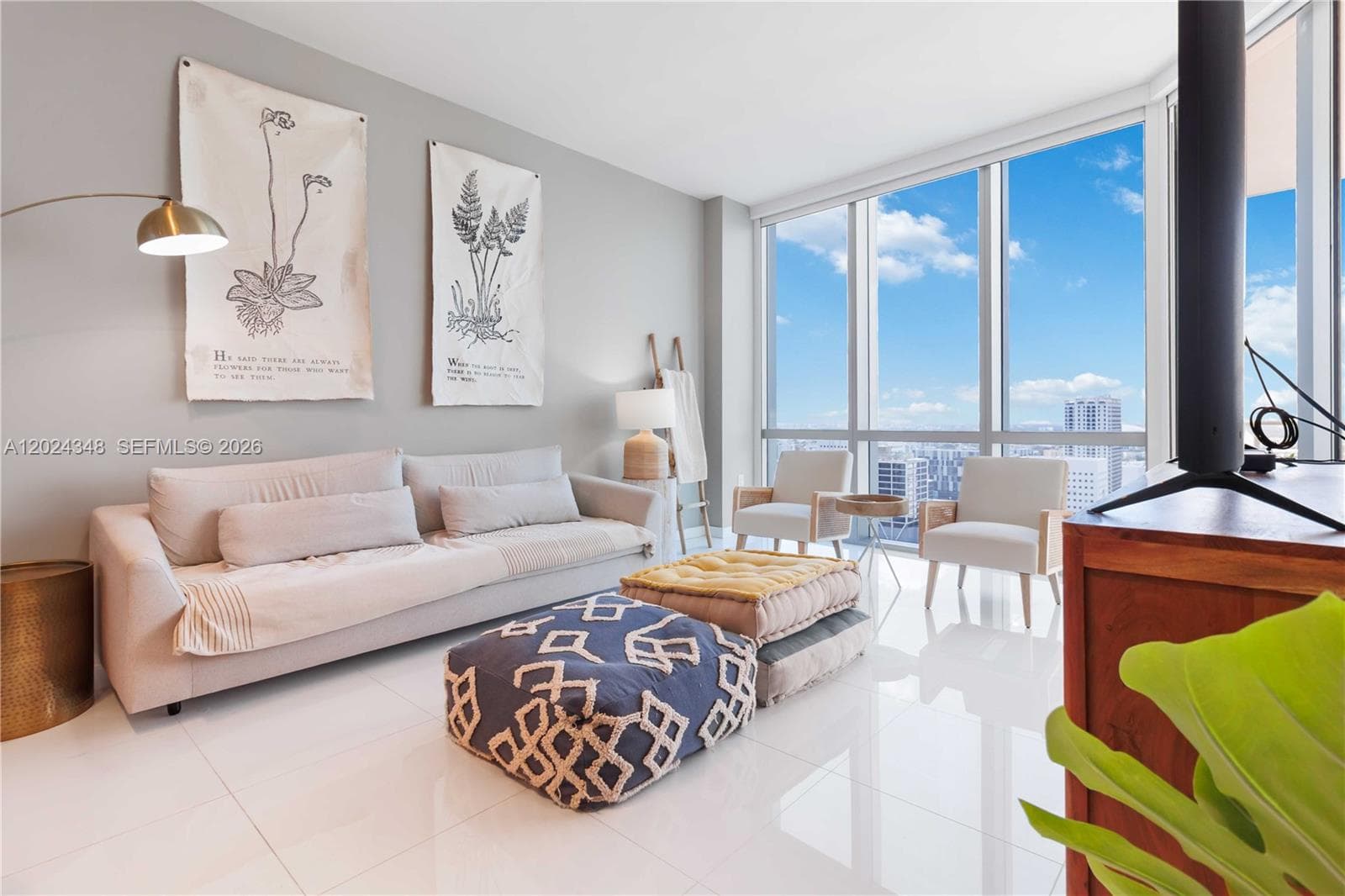 851 NE 1st Ave # 3006, Miami FL 33132 — 1