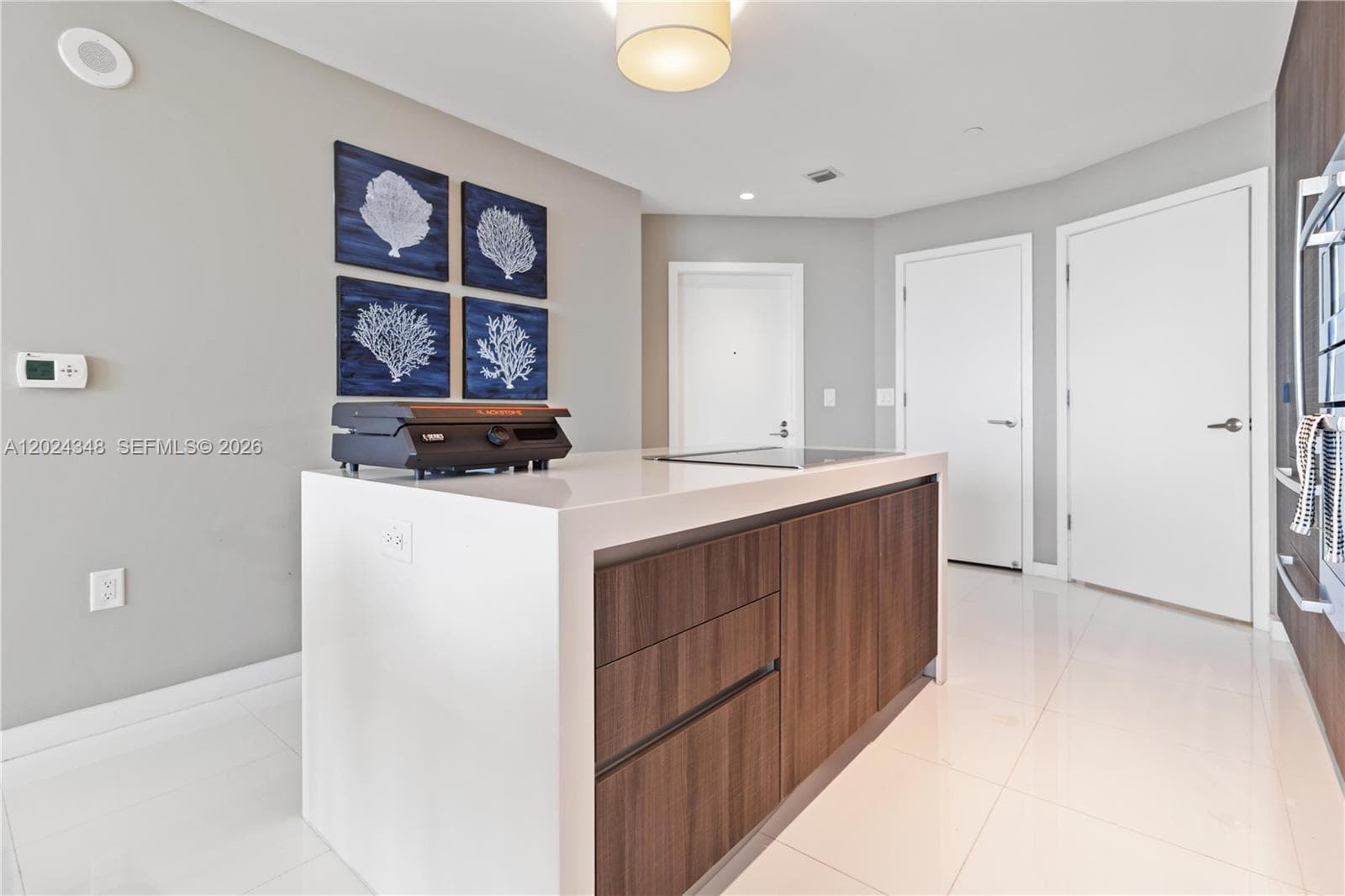 851 NE 1st Ave # 3006, Miami FL 33132 — 9