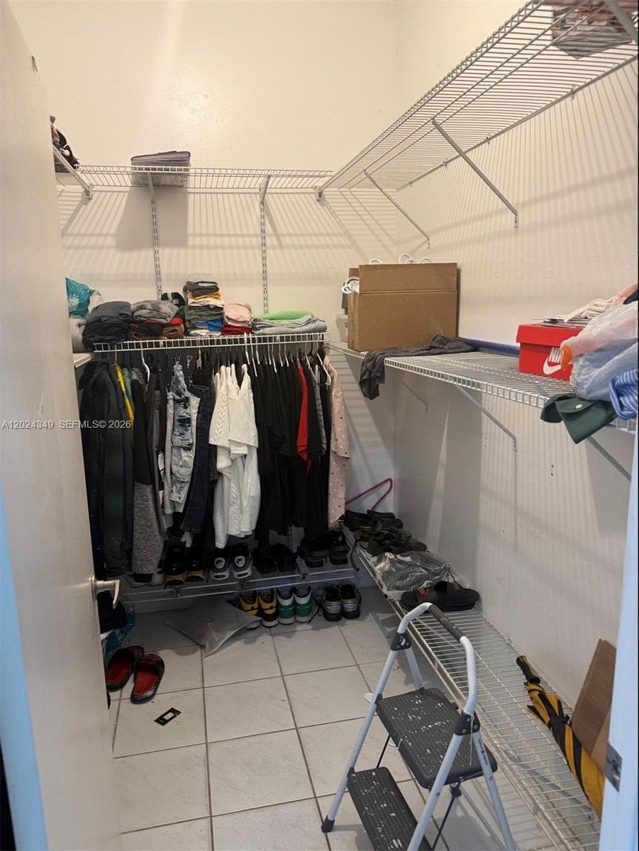 Royal Palms Condo, Hialeah, FL — 3