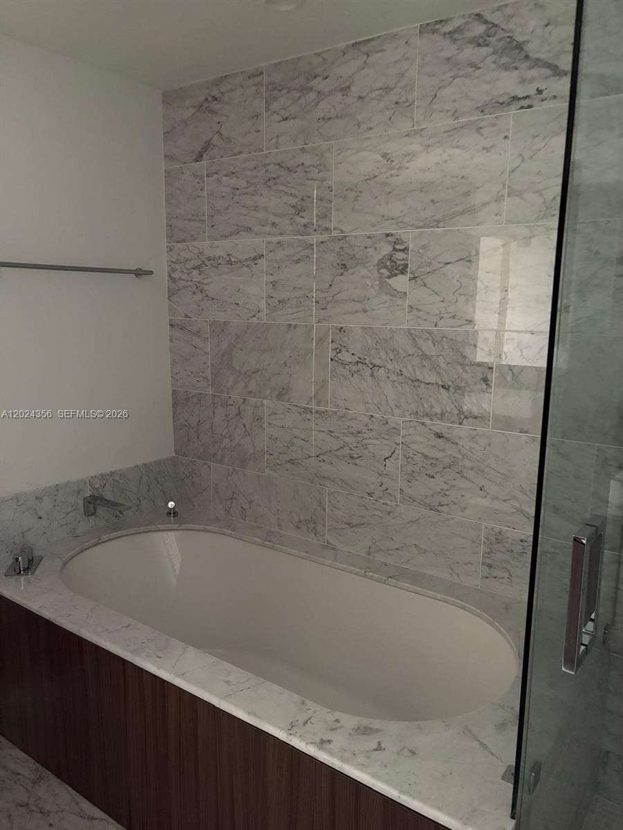 1000 Brickell Plz # 2108, Miami FL 33131 — 41