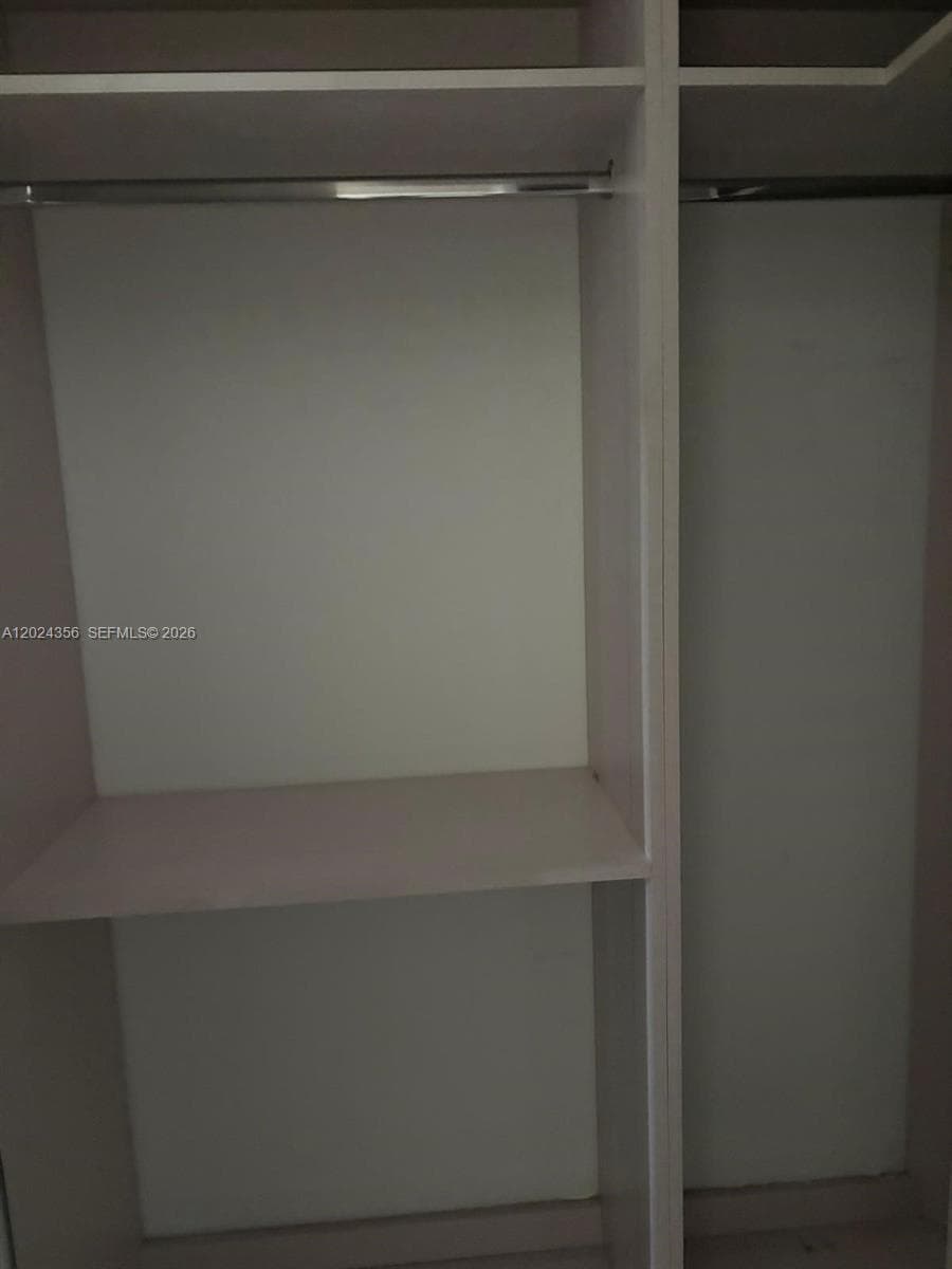 1000 Brickell Plz # 2108, Miami FL 33131 — 45