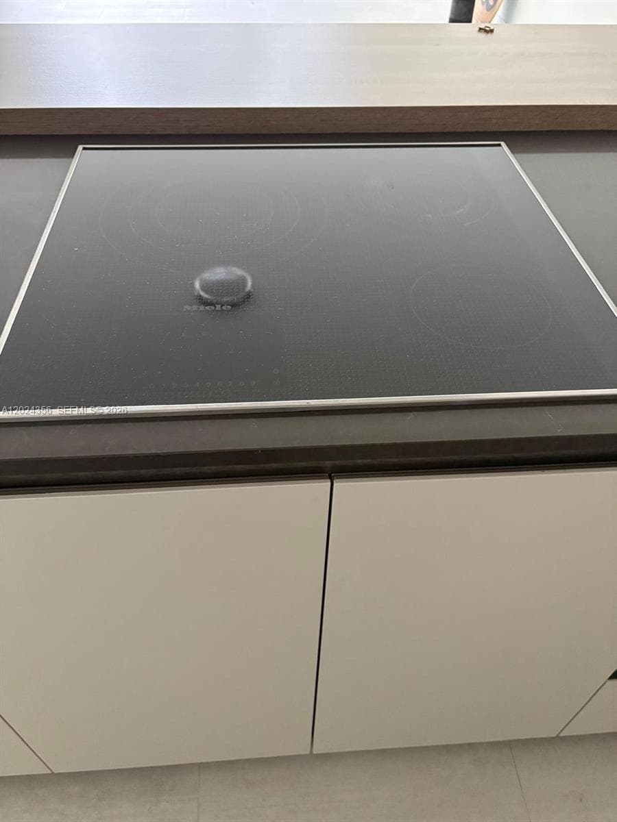 1000 Brickell Plz # 2108, Miami FL 33131 — 51