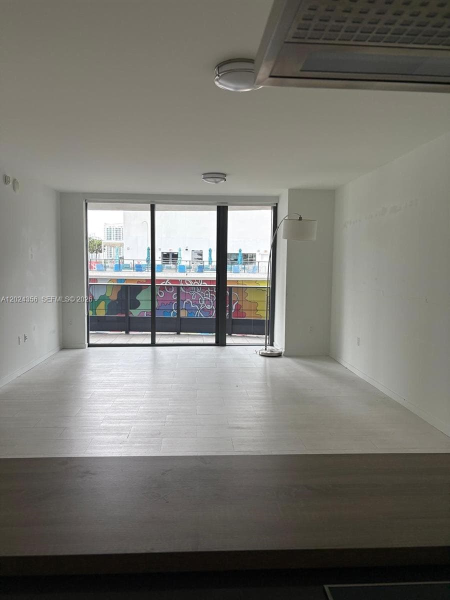 1000 Brickell Plz # 2108, Miami FL 33131 — 55