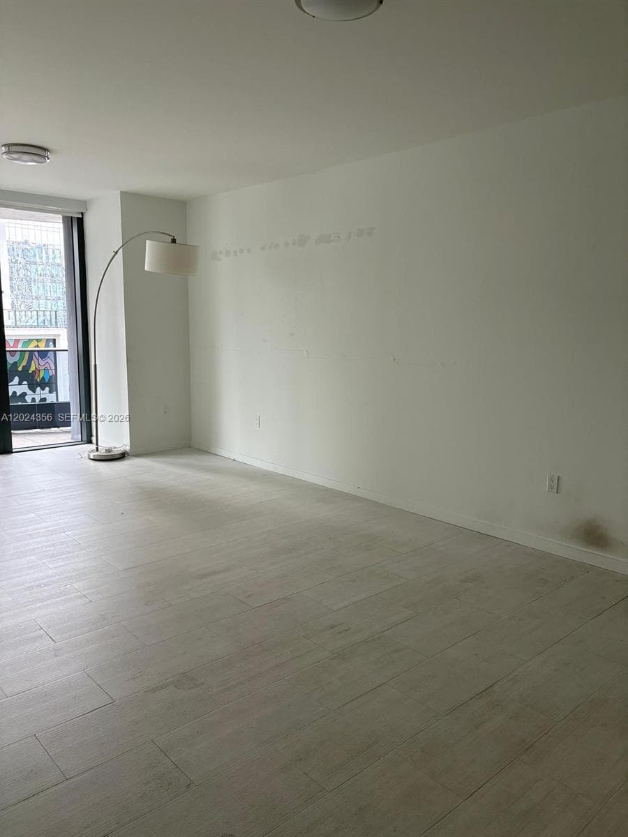 1000 Brickell Plz # 2108, Miami FL 33131 — 54