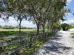 9401 SW 181st St, Palmetto Bay FL 33157 — 43