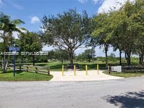 9401 SW 181st St, Palmetto Bay FL 33157 — 39