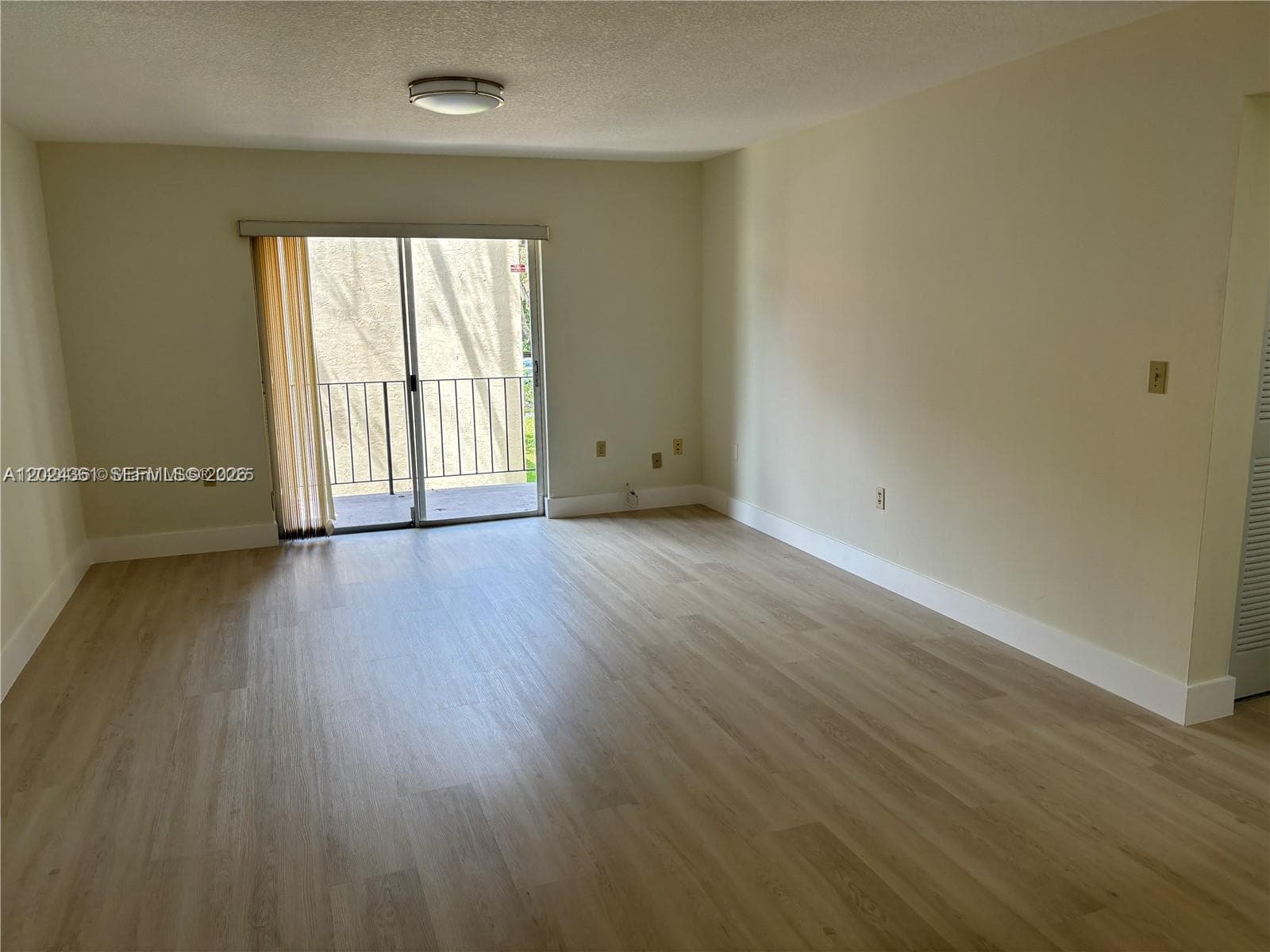 10744 N Kendall # 18, Miami FL 33176 — 4