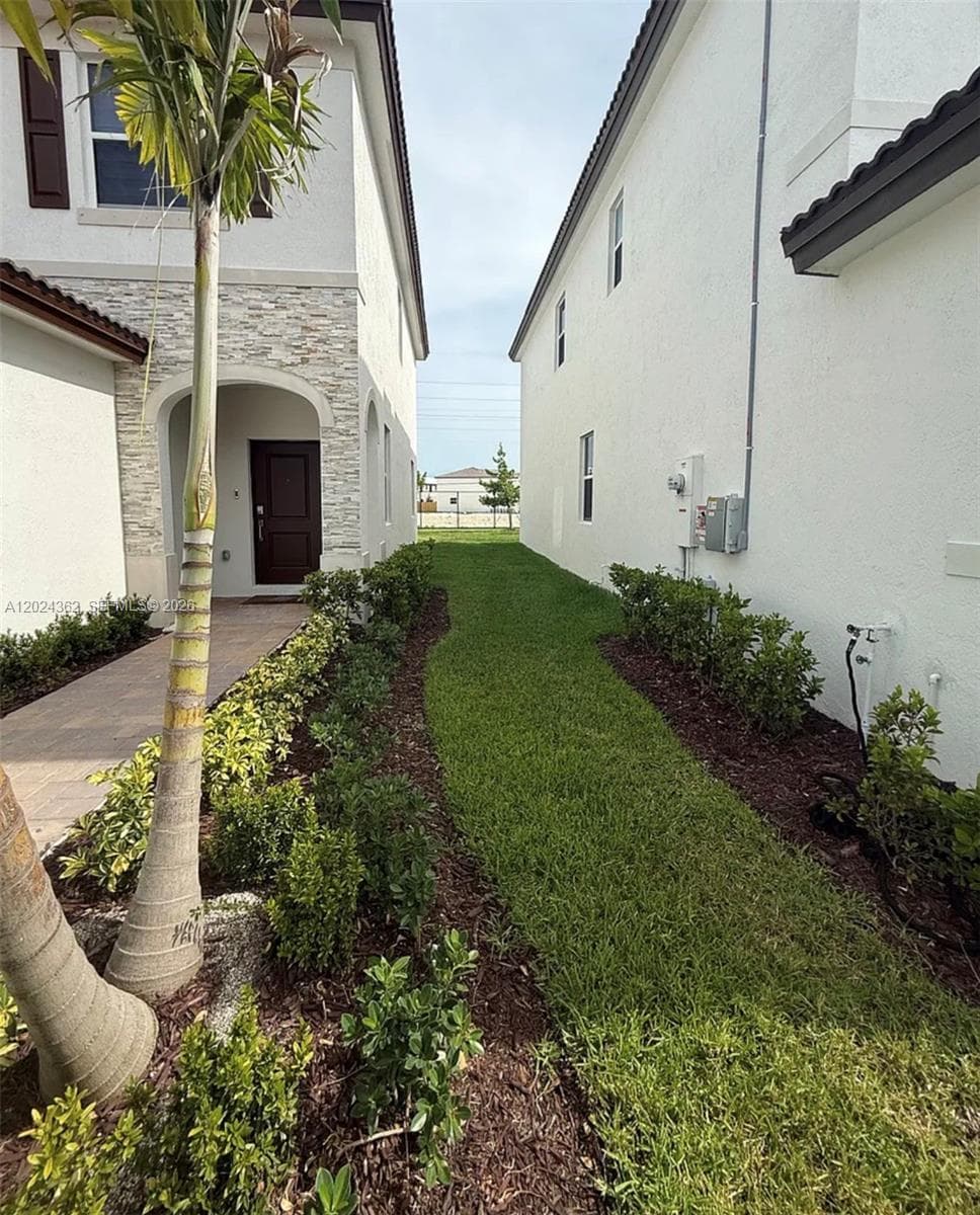 2584 SE 25th Ct, Homestead FL 33035 — 7