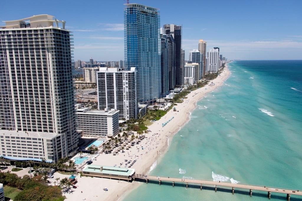 210 172nd St # 226, Sunny Isles Beach FL 33160 — 44