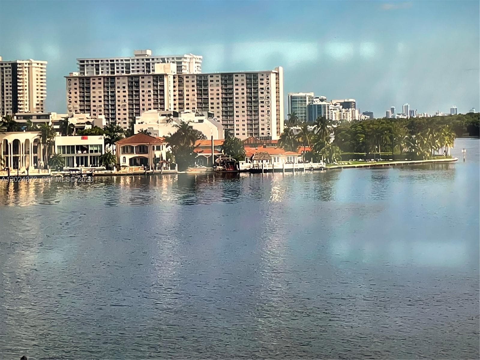 400 Kings Point Dr # 829, Sunny Isles Beach FL 33160 — 23
