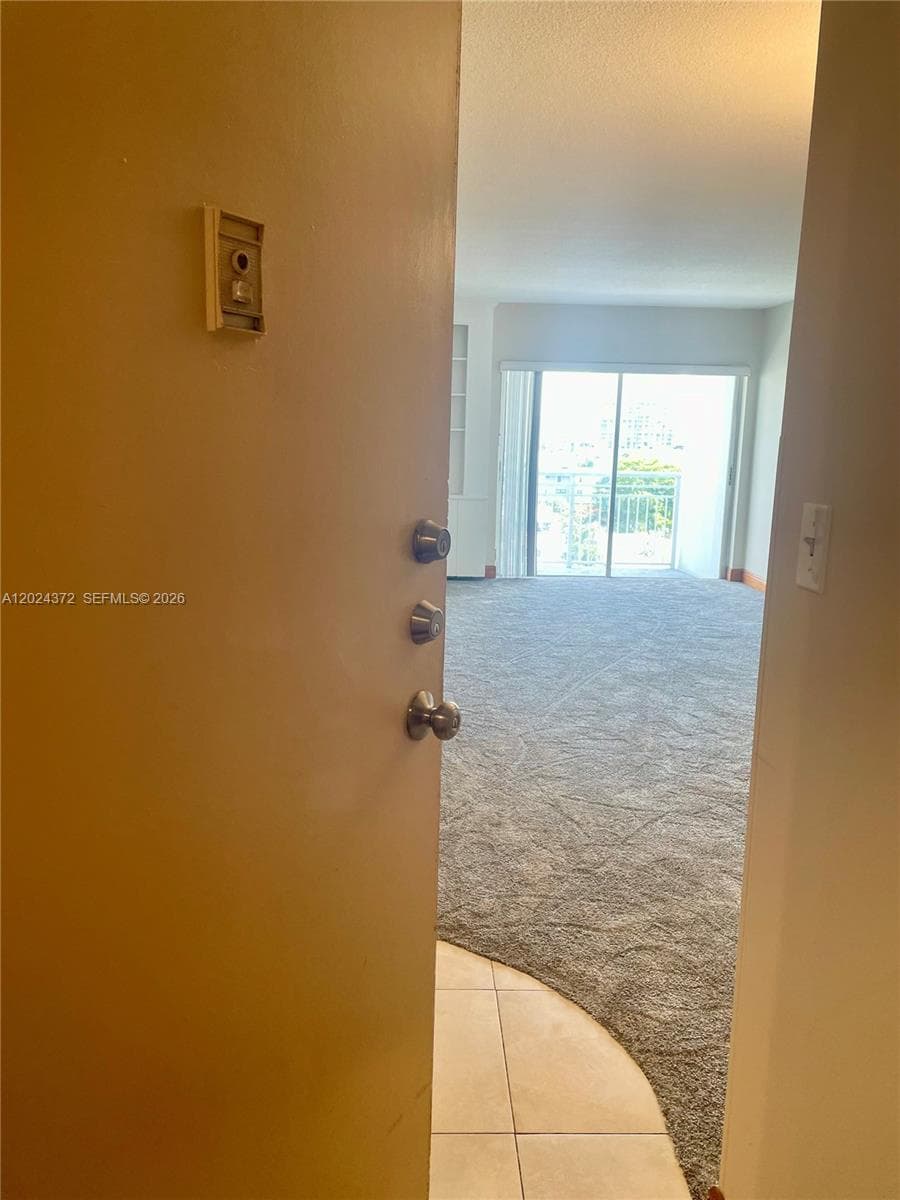 400 Kings Point Dr # 829, Sunny Isles Beach FL 33160 — 2