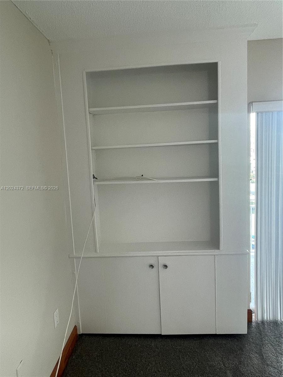 400 Kings Point Dr # 829, Sunny Isles Beach FL 33160 — 17