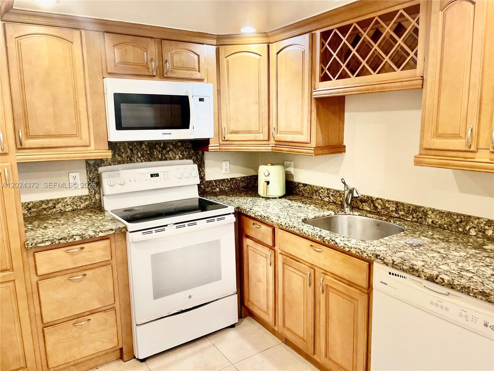 400 Kings Point Dr # 829, Sunny Isles Beach FL 33160 — 4