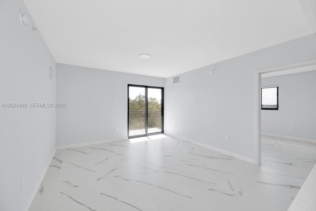 840 NE 130th Street # 302, North Miami FL 33161 — 15