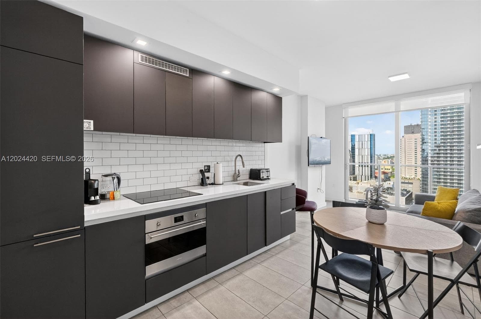 227 NE 2nd St # 2805, Miami FL 33132 — 6