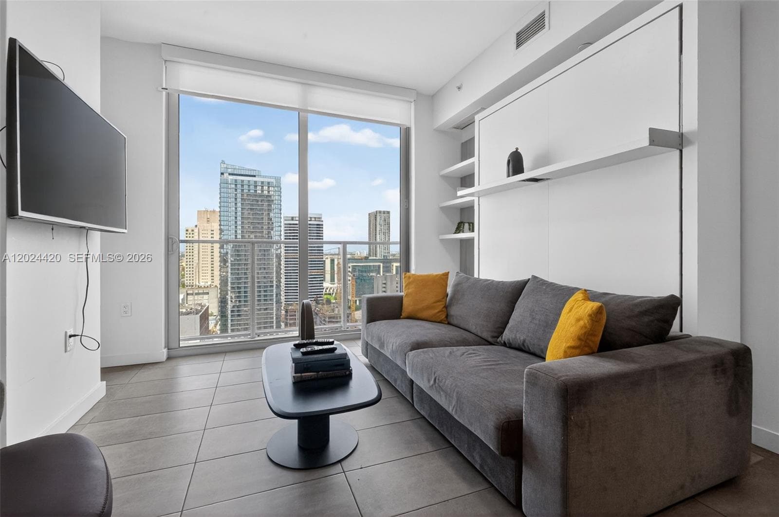 227 NE 2nd St # 2805, Miami FL 33132 — 1